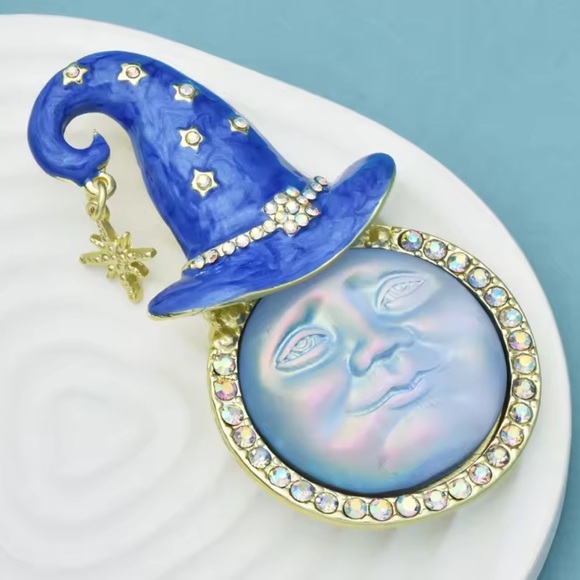Betsey Johnson Blue Moon Wizard Brooch - Picture 4 of 11